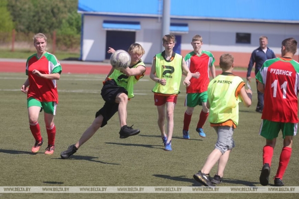 В Лиде назвали призеров республиканского турнира по футболу "Спешиал Олимпикс" В Лиде назвали призеров республиканского турнира по футболу "Спешиал Олимпикс"