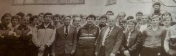 Удивительное ретро – Шушкевич еще при СССР встречается с минским «Динамо»: приехал без охраны, всех обаял, сходил в столовую