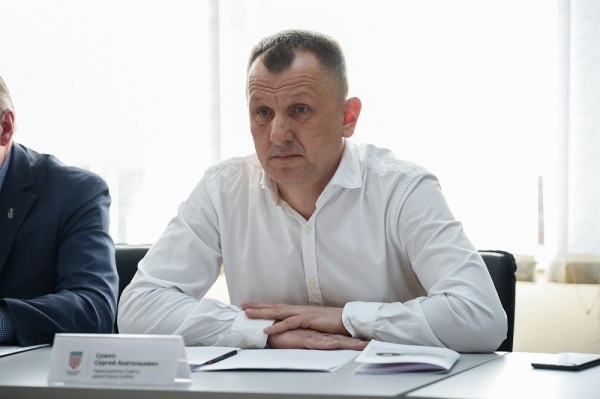 Хоккей. Сергей Сушко: уверены, Горбунов принесет пользу и сборной Беларуси
Хоккей. Сергей Сушко: уверены, Горбунов принесет пользу и сборной Беларуси