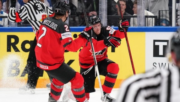 Хоккей.  ЧМ-2022. Сборная Канады крупно обыграла команду Чехии и вышла в финал на финнов
 