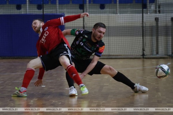 "Столица" обыграла "Минск" на старте полуфинальной серии чемпионата Беларуси по мини-футболу