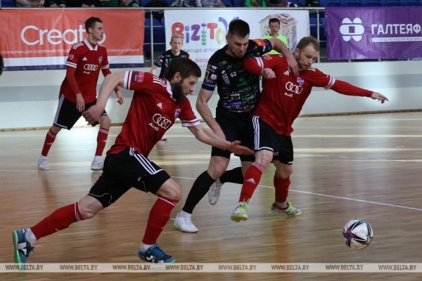 "Столица" обыграла "Минск" на старте полуфинальной серии чемпионата Беларуси по мини-футболу