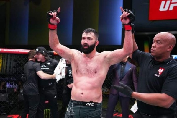 Разное. Андрей Орловский повторил рекорд Серроне и Миллера по числу побед в UFC
Разное. Андрей Орловский повторил рекорд Серроне и Миллера по числу побед в UFC