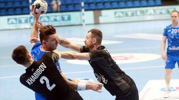 "Мешков Брест" победил гандболистов "Машеки" в чемпионате Беларуси