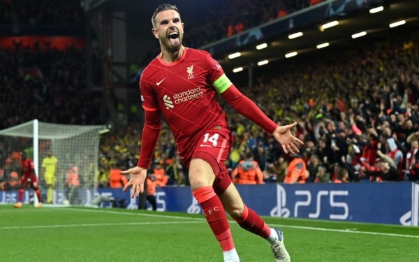 Футбол. Чемпионат Англии. "Ливерпуль" одержал волевую победу над "Астон Виллой" и догнал "Манчестер Сити"
Футбол. Чемпионат Англии. "Ливерпуль" одержал волевую победу над "Астон Виллой" и догнал "Манчестер Сити"