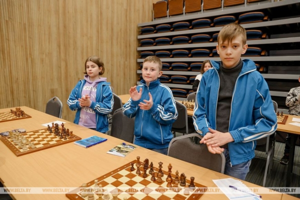 ФОТОФАКТ: Республиканские соревнования по шахматам среди детей и подростков "Белая ладья" в Минске ФОТОФАКТ: Республиканские соревнования по шахматам среди детей и подростков "Белая ладья" в Минске