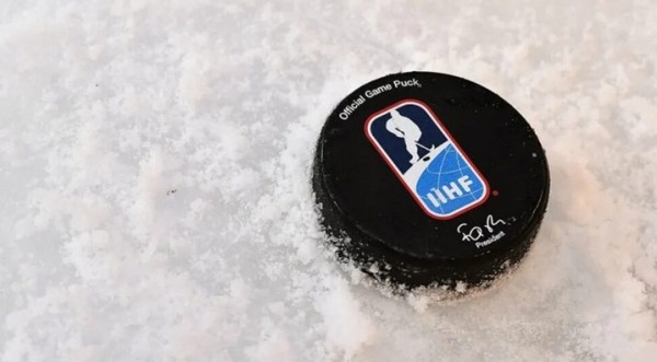 Хоккей. Венгрия отозвала свою заявку на ЧМ-2023 из-за вероятности отстранения от него сборных России и Беларуси
Хоккей. Венгрия отозвала свою заявку на ЧМ-2023 из-за вероятности отстранения от него сборных России и Беларуси