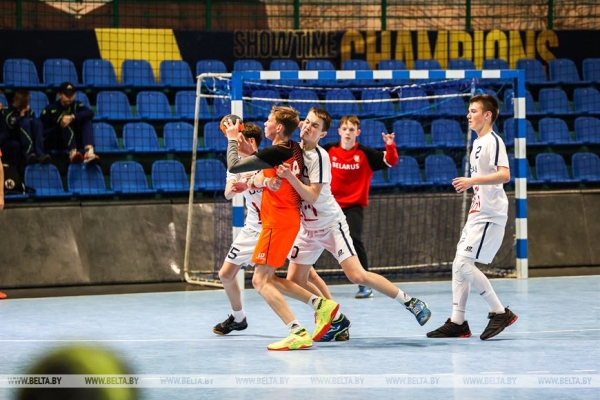 В Бресте завершился финальный этап гандбольного турнира "Стремительный мяч" В Бресте завершился финальный этап гандбольного турнира "Стремительный мяч"