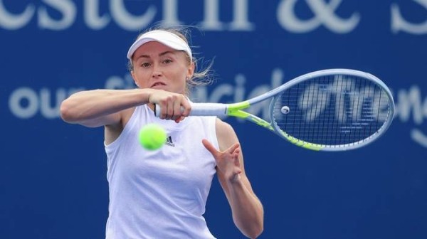 Теннис.  Александра Саснович пробилась в 1/16 финала турнира ВТА-1000 в Риме, где сыграет с Паулой Бадосой
 