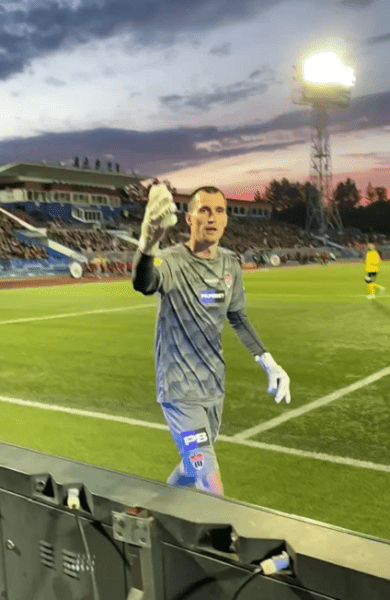 В России скандал в стыках РПЛ команд беларусов. Вратарь ударил болбоя, который затягивал время