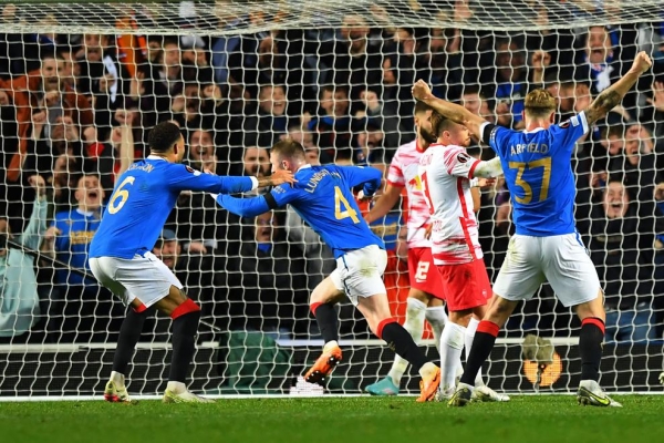 Футбол. "Рейнджерс" взял реванш у "Лейпцига" и вышел в финал Лиги Европы
Футбол. "Рейнджерс" взял реванш у "Лейпцига" и вышел в финал Лиги Европы