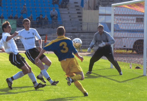 БАТЭ и «Гомель» уже боролись за Кубок 20 лет назад: по пути помогли Шмолик и голы Лукашенко, Капский требовал переиграть финал и убрать Жука из судейства