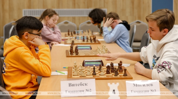 ФОТОФАКТ: Республиканские соревнования по шахматам среди детей и подростков "Белая ладья" в Минске ФОТОФАКТ: Республиканские соревнования по шахматам среди детей и подростков "Белая ладья" в Минске