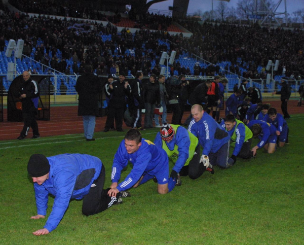 Класико «Динамо» и БАТЭ в фото, ретро-видео и статистике. Большой обзор накануне нового матча Класико «Динамо» и БАТЭ в фото, ретро-видео и статистике. Большой обзор накануне нового матча