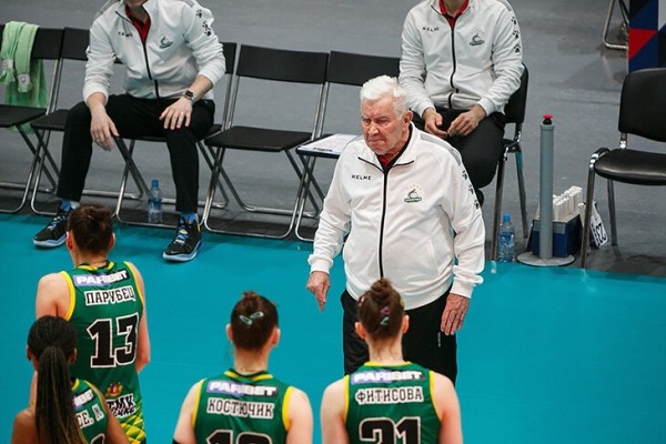 Уроженец Беларуси Карполь &ndash; глыба в волейболе: в 84 ведет команду к титулу, медаль от Путина ценит выше ОИ, подписался за Лукашенко