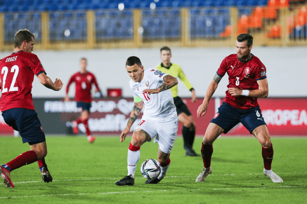 В составе Беларуси на сербские «домашки» Лиги наций почти треть за режим – нет чистых форврдов, есть дублеры «Шахтера» и амбассадор тягот белфутбола из БАТЭ