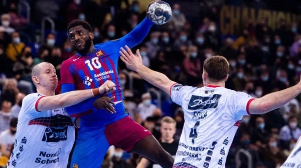 Гандболисты "Барселоны" победили "Фленсбург" в первом четвертьфинале Лиги чемпионов Гандболисты "Барселоны" победили "Фленсбург" в первом четвертьфинале Лиги чемпионов