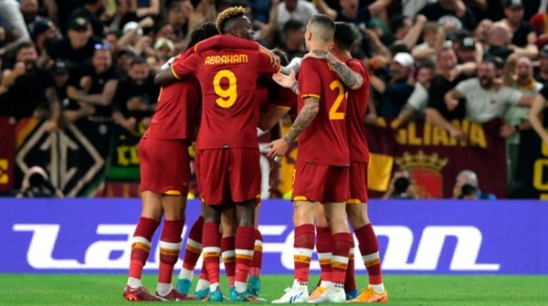 Итальянская "Рома" стала первым победителем футбольной Лиги конференций Итальянская "Рома" стала первым победителем футбольной Лиги конференций