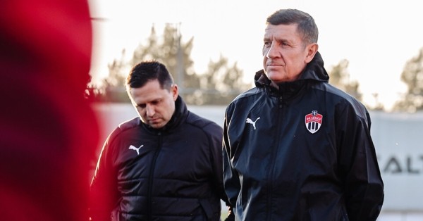 Сосницкий возглавит брестское «Динамо» спустя 19 лет: давно не работал главным, с «Шерифом» был в группе ЛЕ с БАТЭ, но прервал гегемонию, в феврале уволили за месяц Сосницкий возглавит брестское «Динамо» спустя 19 лет: давно не работал главным, с «Шерифом» был в группе ЛЕ с БАТЭ, но прервал гегемонию, в феврале уволили за месяц