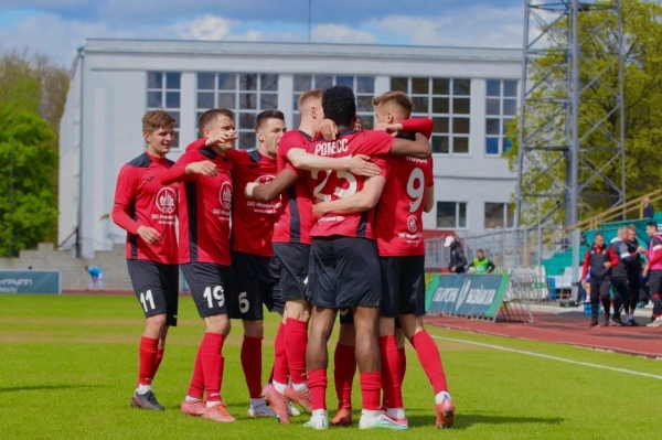 Футбол. "Славия" на выезде "всухую" победила "Ислочь"
Футбол. "Славия" на выезде "всухую" победила "Ислочь"