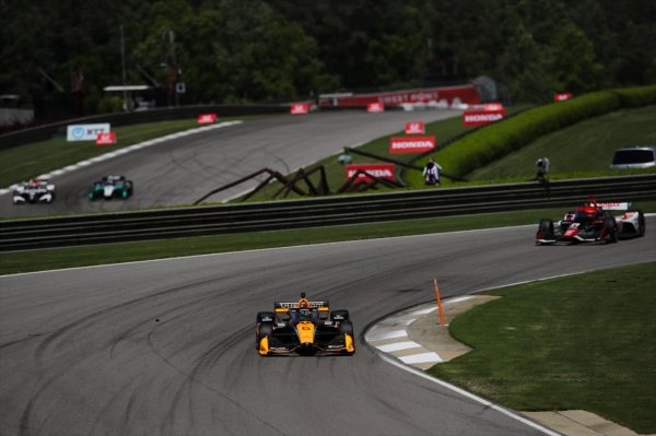 Прарыў і перамога О’Ворда і халодны душ для Ньюгардэна. Этап серыі IndyCar у Алабаме быў багатым на сенсацыі