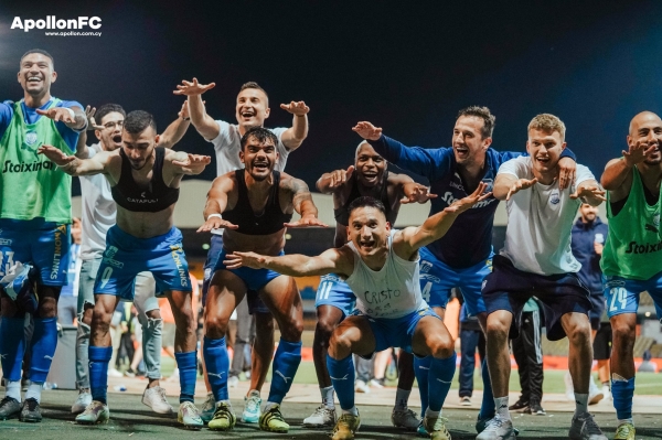 Чемпион Беларуси и друг Милевского близок к тому, чтобы взять титул на Кипре. Но думает он не только о футболе – на Родине происходят страшные вещи