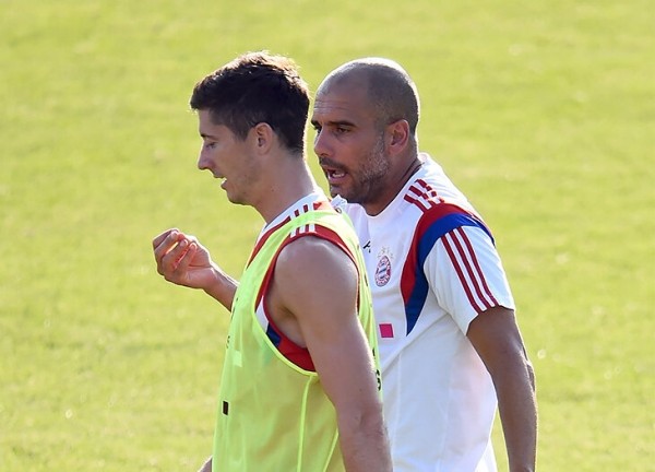 Нападающие у Гвардиолы: склонность к ложным девяткам, обязательная работа в прессинге и адаптации под чистых форвардов Нападающие у Гвардиолы: склонность к ложным девяткам, обязательная работа в прессинге и адаптации под чистых форвардов