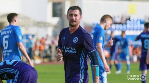 Милевский точно против «кровавого чувака» Лукашенко, Зайцев должен за Хачериди, а тот, видимо, получал больше всех в истории ЧБ. Украинский агент – о войне и футболе