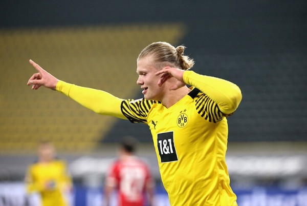 «Сити» заплатил около 50 млн окружению Холанда. Столько не получали даже агенты Неймара и Мбаппе