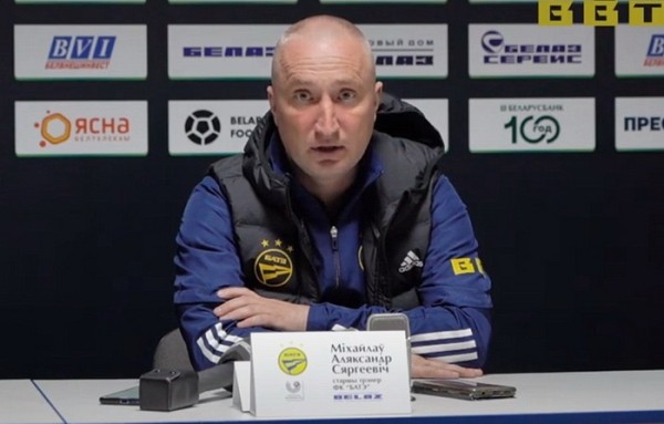 Футбол.  Александр Михайлов: доволен не только характером и самоотдачей ребят, но и их игрой в меньшинстве
  