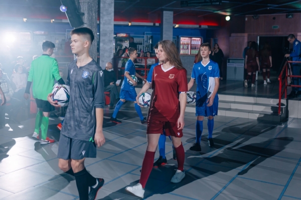 Клубы в Беларуси забили на презентацию новой формы перед сезоном-2022, да и меняли ее не многие &ndash; даже у БАТЭ старый комплект