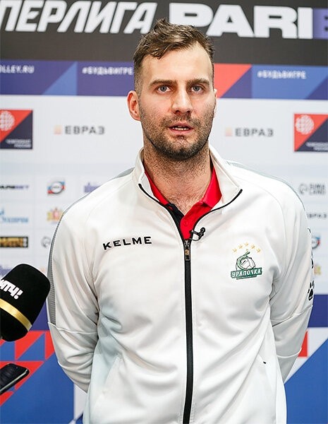 Уроженец Беларуси Карполь &ndash; глыба в волейболе: в 84 ведет команду к титулу, медаль от Путина ценит выше ОИ, подписался за Лукашенко