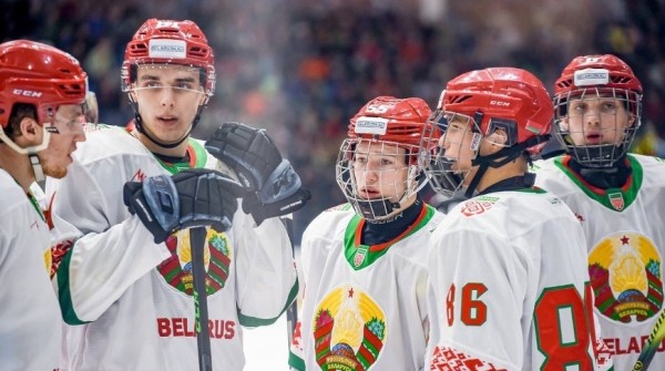 Хоккей.  Турнир в Санкт-Петербурге. Сборная Беларуси в третий раз за шесть дней уступила команде России
 