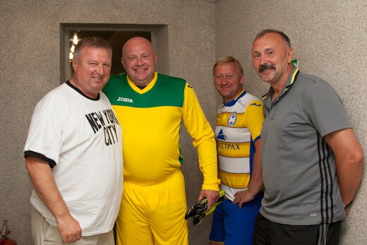 Брутальным был до первого слова, дружил с Пудышевым, многим игрокам помог стать своими в БАТЭ. Каким был Федорович – настоящая легенда белфутбола Брутальным был до первого слова, дружил с Пудышевым, многим игрокам помог стать своими в БАТЭ. Каким был Федорович – настоящая легенда белфутбола