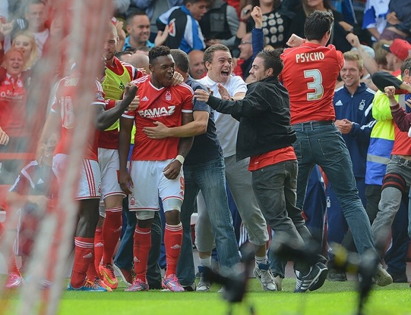 Легендарный «Ноттингем Форест» вернулся в АПЛ спустя 23 года. Ох, сколько же всего вытерпели фанаты 