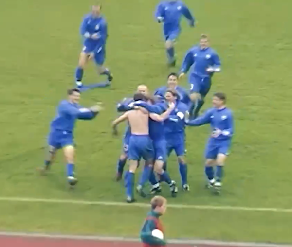 Класико «Динамо» и БАТЭ в фото, ретро-видео и статистике. Большой обзор накануне нового матча Класико «Динамо» и БАТЭ в фото, ретро-видео и статистике. Большой обзор накануне нового матча