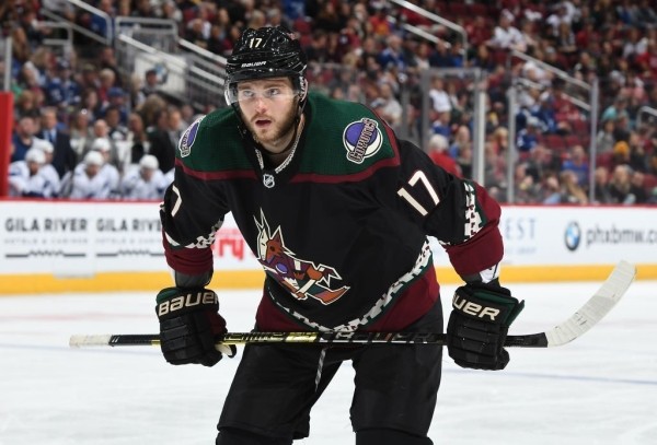 На ЧМ по хоккею сын беларуса набирает очки за сборную США в каждом матче, а ведь недавно от него избавлялись клубы НХЛ, зарплата упала в 5 раз