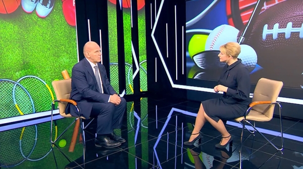 "Готовиться напряженно, а не киснуть". Карелин о главной задаче спортсменов и тренеров