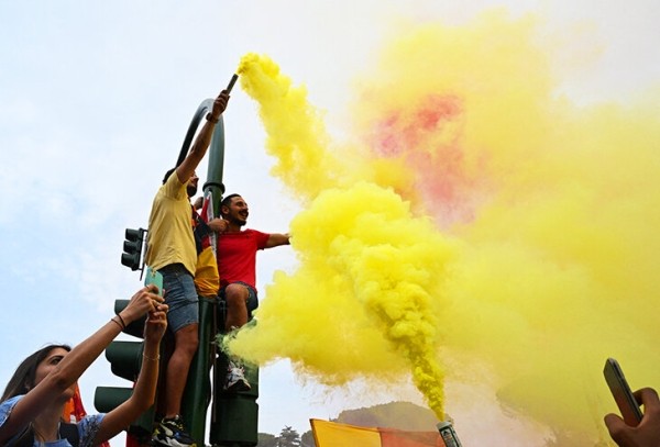 Пестрый парад «Ромы» напротив Колизея – скажите им, что Лига конференций не топ! Пестрый парад «Ромы» напротив Колизея – скажите им, что Лига конференций не топ!