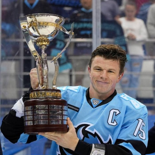 Хоккей.  Минское "Динамо" не сыграет в Кубке Салея
 