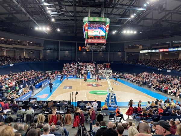 Чаму літоўскі баскетбол можа навучыць футбол і хакей Беларусі: пачым прадаваць квіткі, колькі даваць клубам з бюджэту, якія арэны будаваць