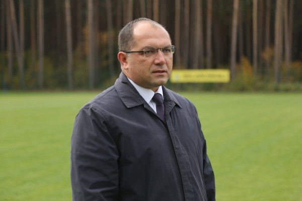 Зайцев в Бресте подарил всем праздник, «Шахтер» сливает деньги в унитаз, Капский-отец ради БАТЭ тоже пошел бы на ВНС. Бизнесмен Кнырович – о белфутболе (и хоккее) Зайцев в Бресте подарил всем праздник, «Шахтер» сливает деньги в унитаз, Капский-отец ради БАТЭ тоже пошел бы на ВНС. Бизнесмен Кнырович – о белфутболе (и хоккее)