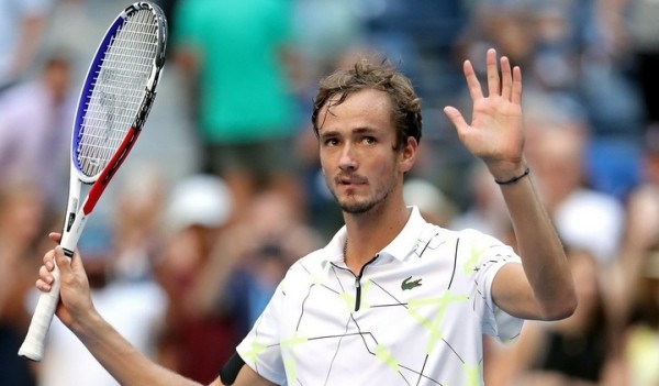 Теннис. Вне зависимости от исхода "Ролан Гаррос" первой ракеткой мира с 13 июня станет россиянин Даниил Медведев
Теннис. Вне зависимости от исхода "Ролан Гаррос" первой ракеткой мира с 13 июня станет россиянин Даниил Медведев