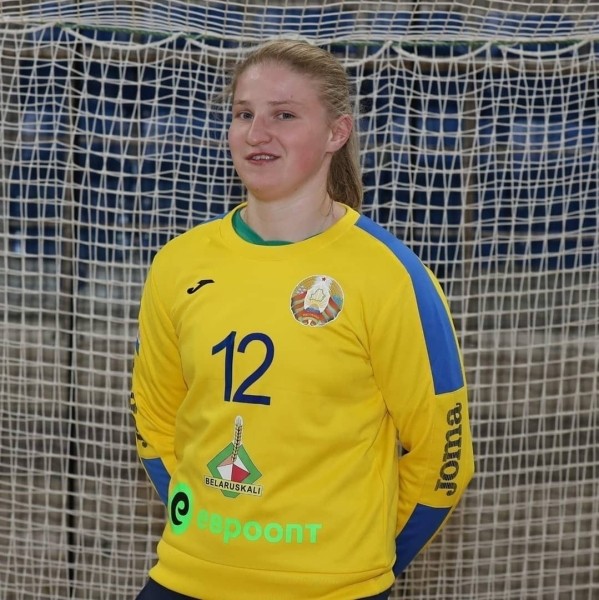 Из белспорта едут в Россию и после начала войны в Украине – много хоккеистов (есть переход к адептам русского фашизма), футболист попал в систему чемпионов