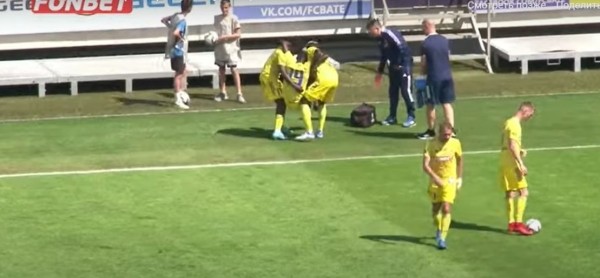 Футбол.  Форвард из Сьерра-Леоне Ишмиел Шериф прибыл на просмотр в БАТЭ, но получил травму спустя четыре минуты на поле
&nbsp;