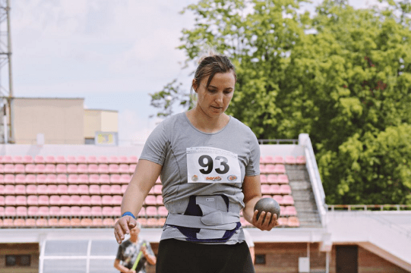 Спортсмены из Беларуси теряют сотни и тысячи долларов из-за международного бана (но они не в обиде, конечно). Показываем на примере легкой атлетики