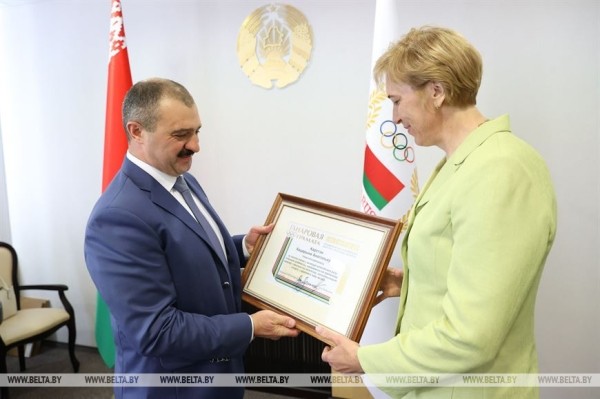Президент НОК Беларуси поздравил Екатерину Карстен с юбилеем