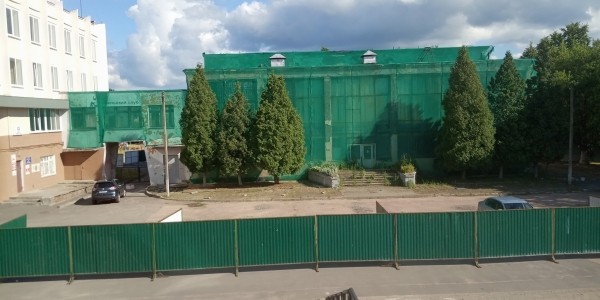 Заброшенный бассейн в Гомеле доживает последние дни – самое время для атмосферной фотосесии