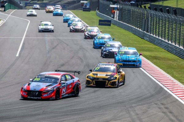 Лішні этап. Ці меў сэнс візіт серыі WTCR у Вугоршчыну? Лішні этап. Ці меў сэнс візіт серыі WTCR у Вугоршчыну?