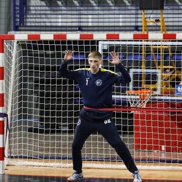 В еврофутболе беларусов мизер и в основном они вылетают, зато в гандболе и волейболе берут трофеи и борются за медали в Греции, Италии и т.д.